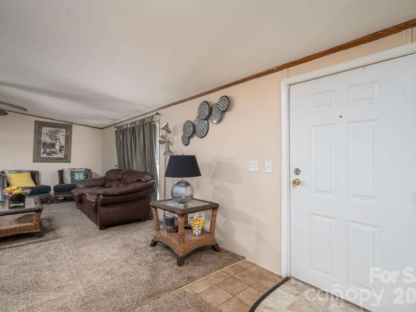 5047 Southbrook Drive, Kings Mountain, NC 28086.  MLS# CAR4400048, YatesRealty ID 35716. 