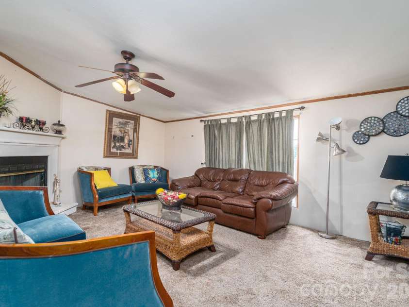 5047 Southbrook Drive, Kings Mountain, NC 28086.  MLS# CAR4400048, YatesRealty ID 35716. 