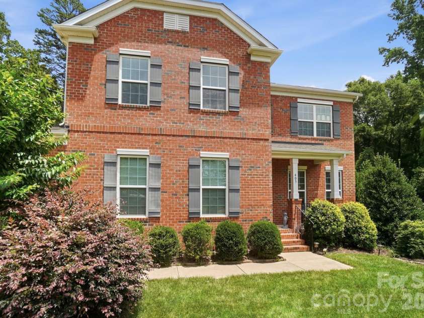 405 Longhorn Drive, Rock Hill, SC 29732.  MLS# CAR4394735, YatesRealty ID 35718. 