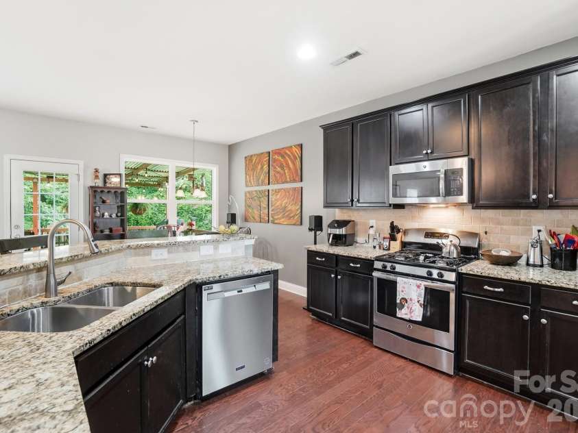405 Longhorn Drive, Rock Hill, SC 29732.  MLS# CAR4394735, YatesRealty ID 35718. 