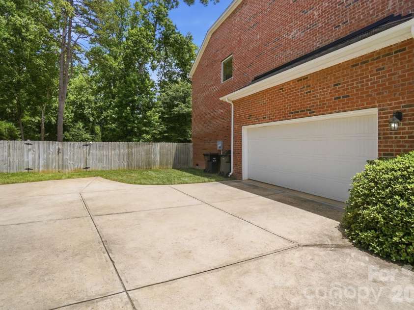 405 Longhorn Drive, Rock Hill, SC 29732.  MLS# CAR4394735, YatesRealty ID 35718. 