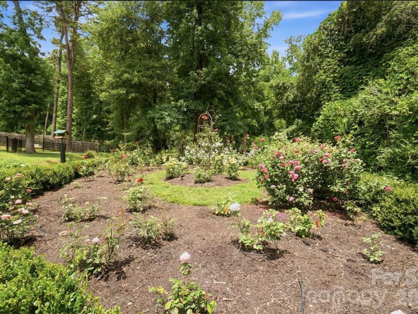 405 Longhorn Drive, Rock Hill, SC 29732.  MLS# CAR4394735, YatesRealty ID 35718. 