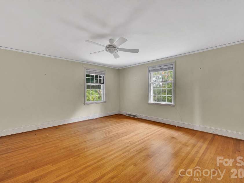 333 Chestnut Street, Troy, NC 27371.  MLS# CAR4397678, YatesRealty ID 35719. 2nd floor bedroom #2