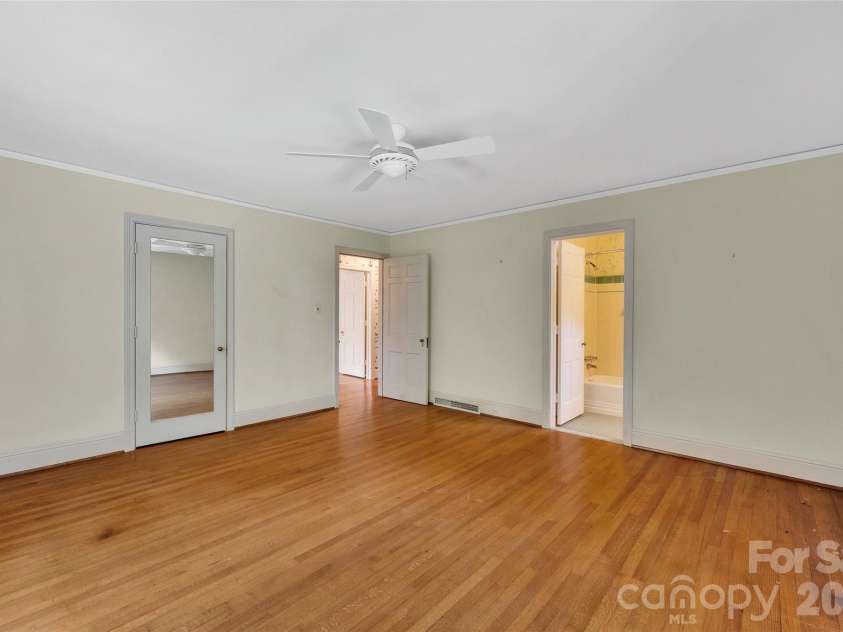 333 Chestnut Street, Troy, NC 27371.  MLS# CAR4397678, YatesRealty ID 35719. 