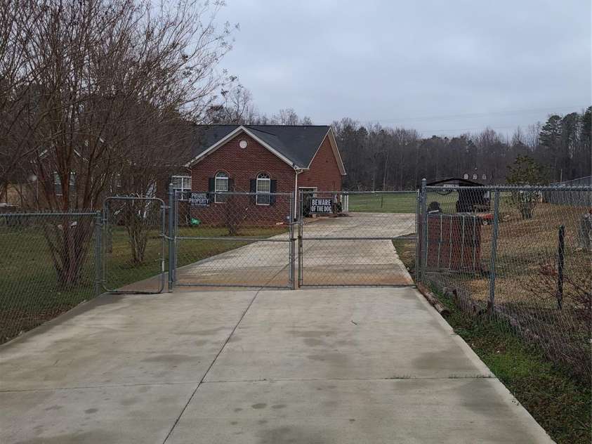 1638 Bess Town Road, Bessemer City, NC 28016.  MLS# CAR4222874, YatesRealty ID 3572. 