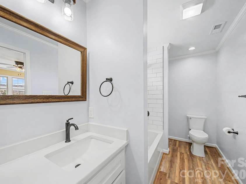 243 Shore Lane, Lexington, NC 27292.  MLS# CAR4343501, YatesRealty ID 3572. 