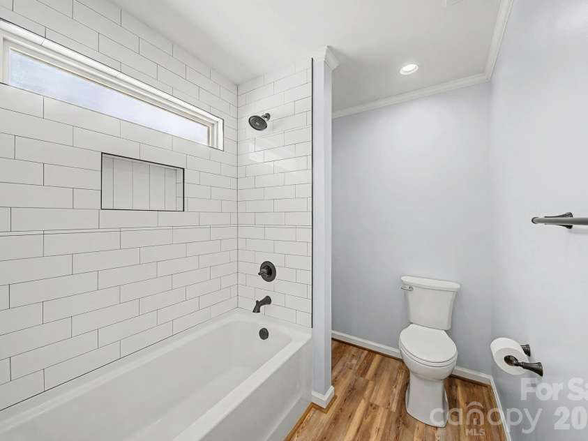 243 Shore Lane, Lexington, NC 27292.  MLS# CAR4343501, YatesRealty ID 3572. 