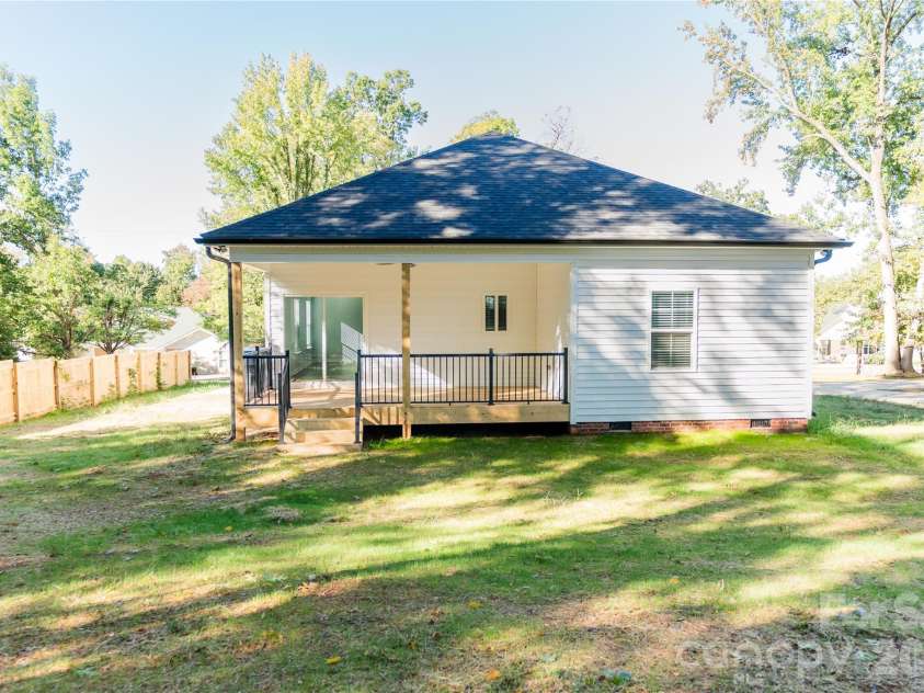 208 15th Street, Salisbury, NC 28144.  MLS# CAR4392722, YatesRealty ID 35720. BACK VIEW