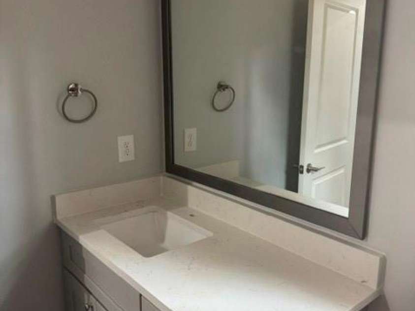 208 15th Street, Salisbury, NC 28144.  MLS# CAR4392722, YatesRealty ID 35720. HALL BATH