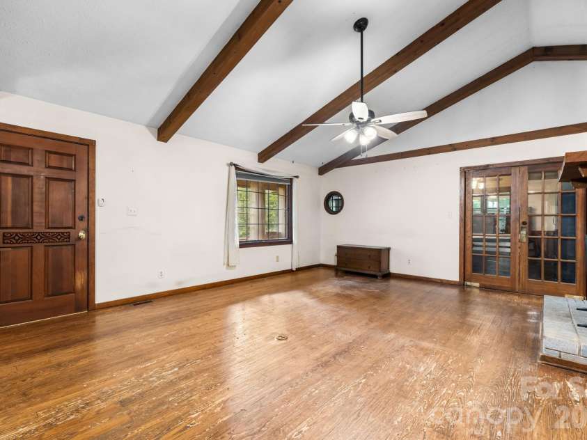 3466 Dry Ponds Road, Granite Falls, NC 28630.  MLS# CAR4393948, YatesRealty ID 35722. Spacious living