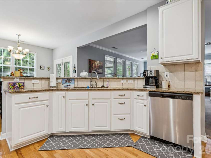 8108 Penman Springs Drive, Waxhaw, NC 28173.  MLS# CAR4398921, YatesRealty ID 35723. 
