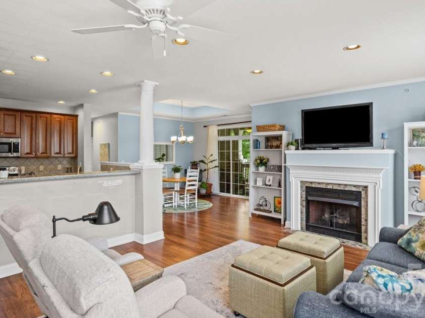 9069 Rosalyn Glen Road, Cornelius, NC 28031.  MLS# CAR4395009, YatesRealty ID 35726. 