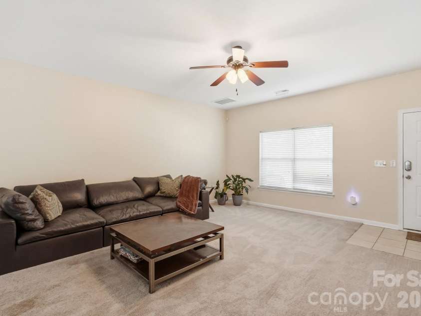 8619 Earthenware Drive, Charlotte, NC 28269.  MLS# CAR4380689, YatesRealty ID 35727. 