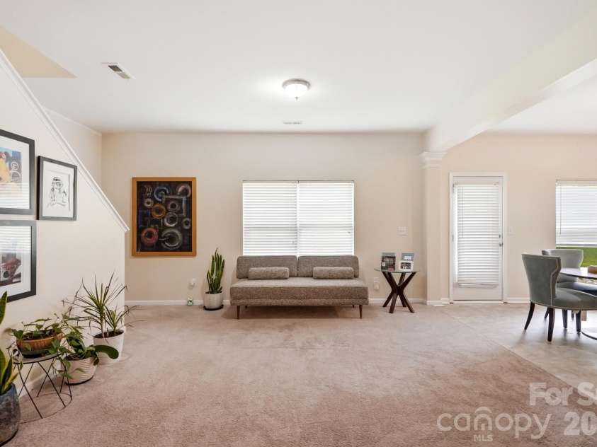 8619 Earthenware Drive, Charlotte, NC 28269.  MLS# CAR4380689, YatesRealty ID 35727. 