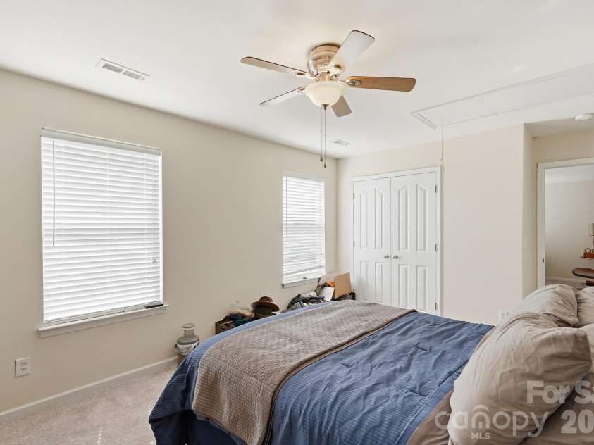 8619 Earthenware Drive, Charlotte, NC 28269.  MLS# CAR4380689, YatesRealty ID 35727. 