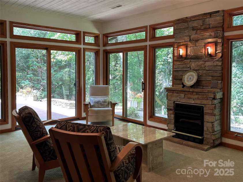 200 Maple Hill Drive, Flat Rock, NC 28731.  MLS# CAR4258451, YatesRealty ID 35728. 