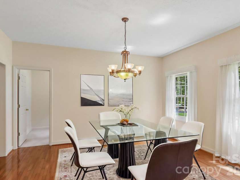 208 Arbor Lane, Hendersonville, NC 28791.  MLS# CAR4397976, YatesRealty ID 35729. Formal Dining Room