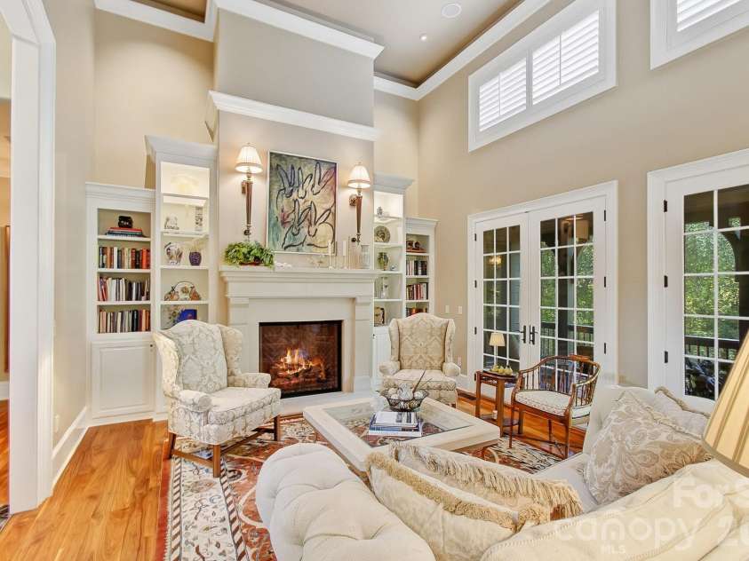 1333 Solomon Circle, Hendersonville, NC 28739.  MLS# CAR4399207, YatesRealty ID 35730. 