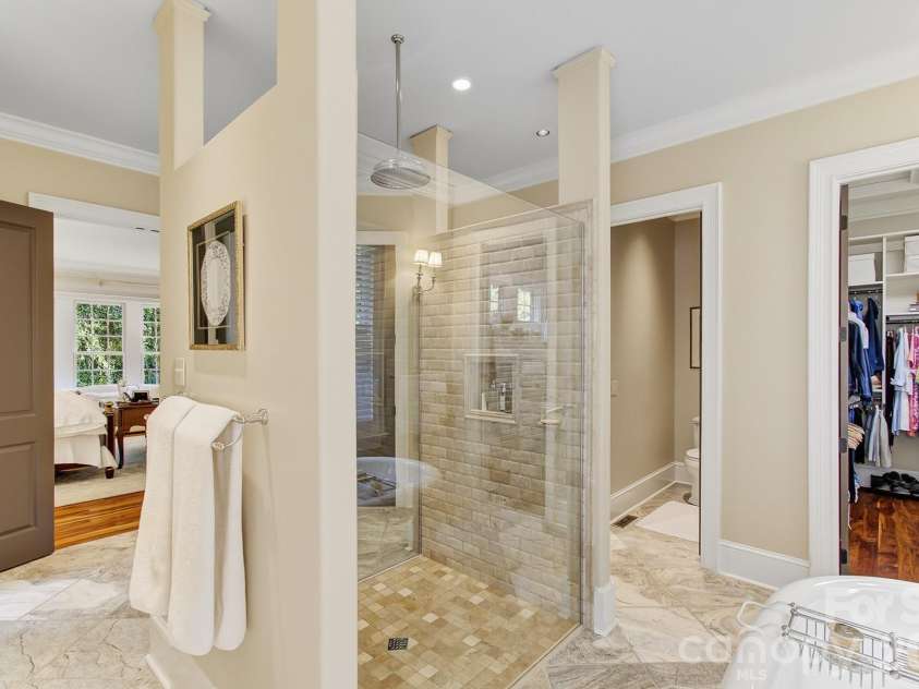 1333 Solomon Circle, Hendersonville, NC 28739.  MLS# CAR4399207, YatesRealty ID 35730. 