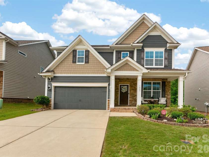 3009 Lydney Circle, Waxhaw, NC 28173.  MLS# CAR4397790, YatesRealty ID 35731. 