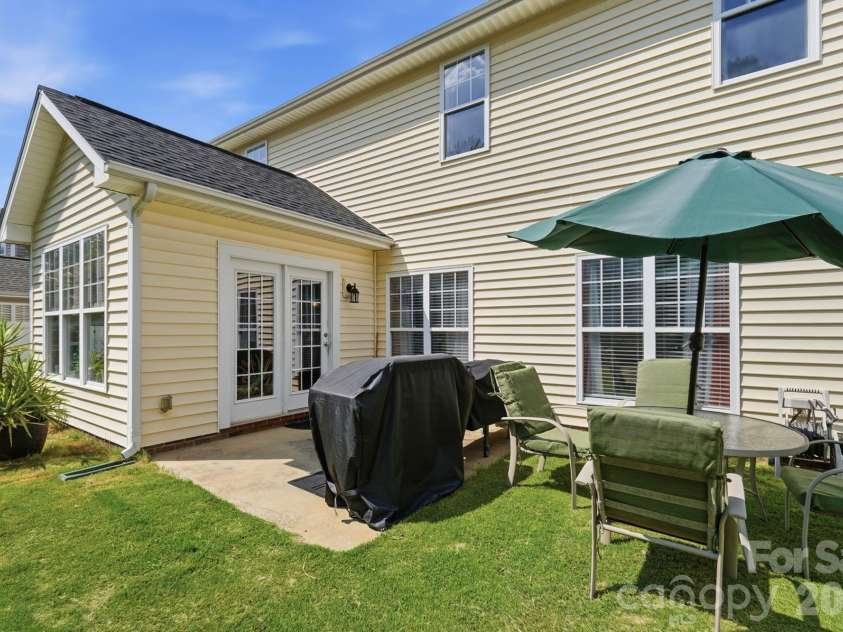 6014 Magna Lane, Indian Trail, NC 28079.  MLS# CAR4401575, YatesRealty ID 35732. 