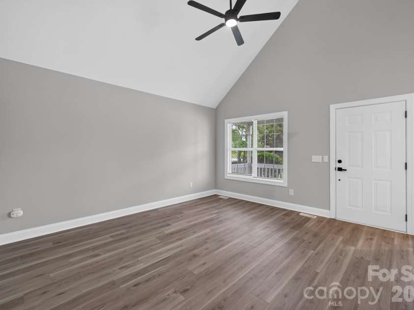 1001 Loch Lomond Circle, Concord, NC 28025.  MLS# CAR4401481, YatesRealty ID 35736. 