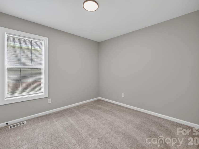 1001 Loch Lomond Circle, Concord, NC 28025.  MLS# CAR4401481, YatesRealty ID 35736. 
