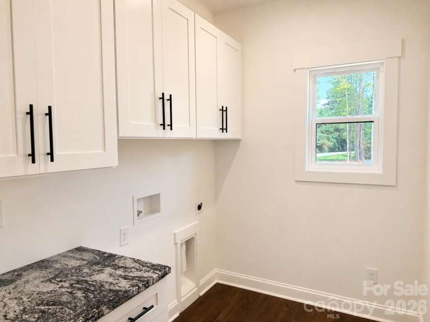 335 Lake Farm Drive, Salisbury, NC 28146.  MLS# CAR4401369, YatesRealty ID 35738. 