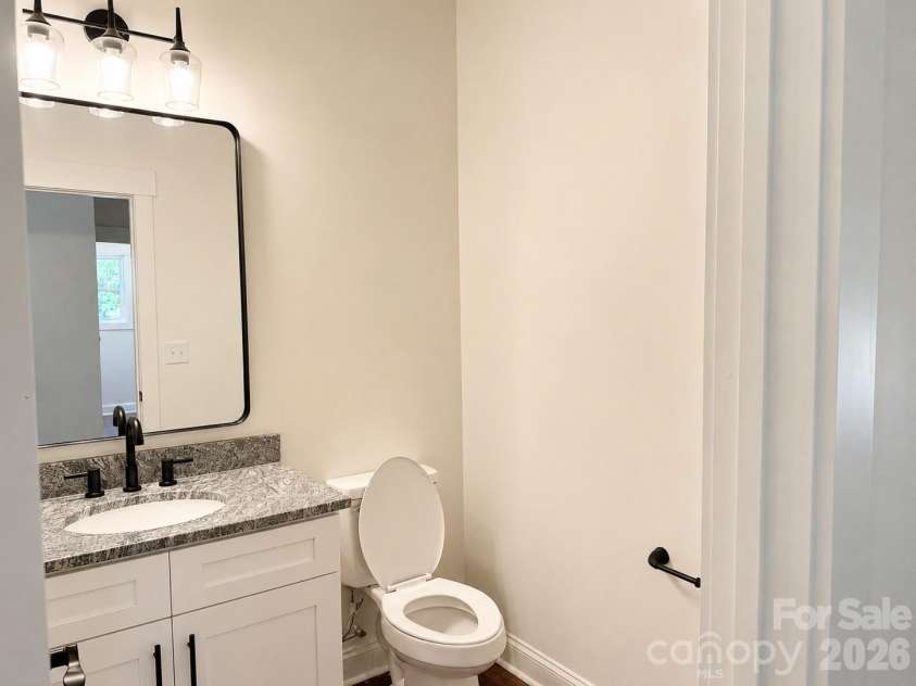 335 Lake Farm Drive, Salisbury, NC 28146.  MLS# CAR4401369, YatesRealty ID 35738. 