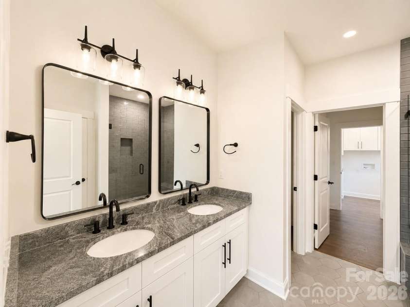 335 Lake Farm Drive, Salisbury, NC 28146.  MLS# CAR4401369, YatesRealty ID 35738. 