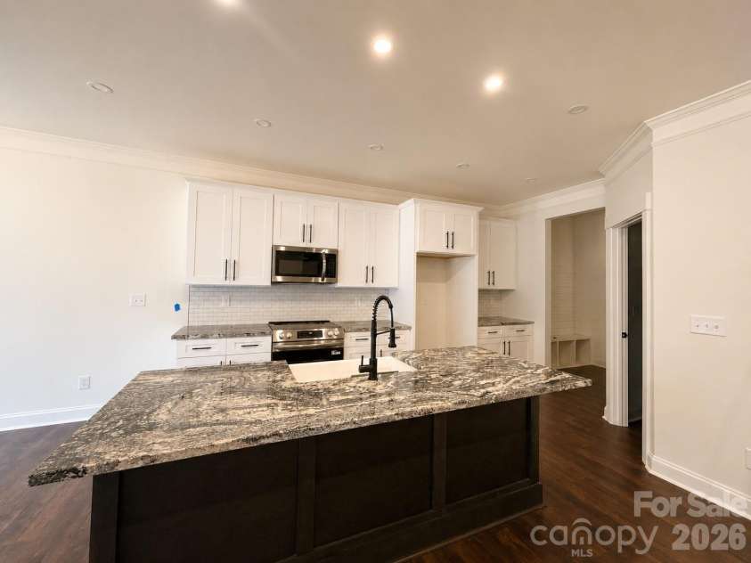 335 Lake Farm Drive, Salisbury, NC 28146.  MLS# CAR4401369, YatesRealty ID 35738. 