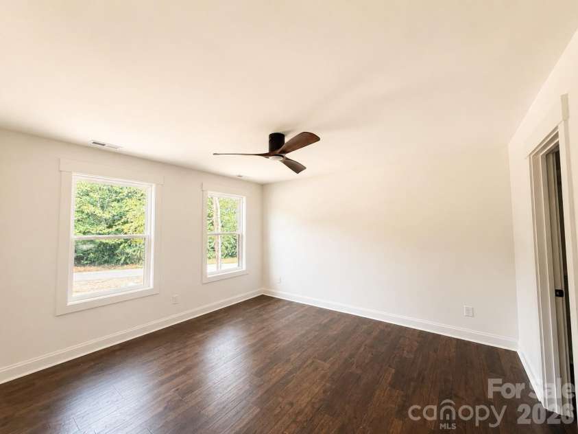 335 Lake Farm Drive, Salisbury, NC 28146.  MLS# CAR4401369, YatesRealty ID 35738. 