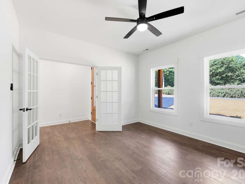 335 Lake Farm Drive, Salisbury, NC 28146.  MLS# CAR4401369, YatesRealty ID 35738. 