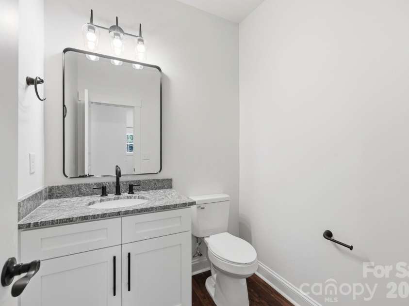 335 Lake Farm Drive, Salisbury, NC 28146.  MLS# CAR4401369, YatesRealty ID 35738. 