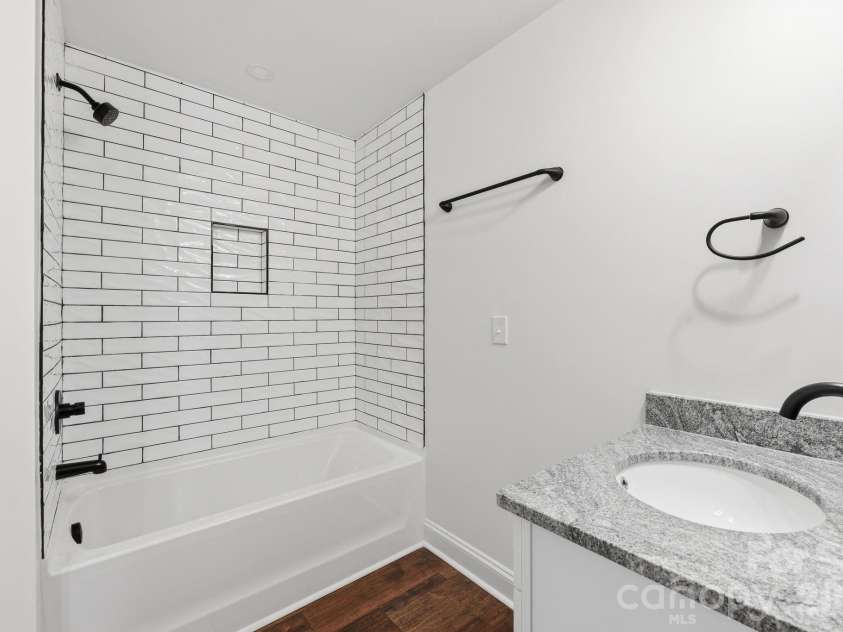 335 Lake Farm Drive, Salisbury, NC 28146.  MLS# CAR4401369, YatesRealty ID 35738. 