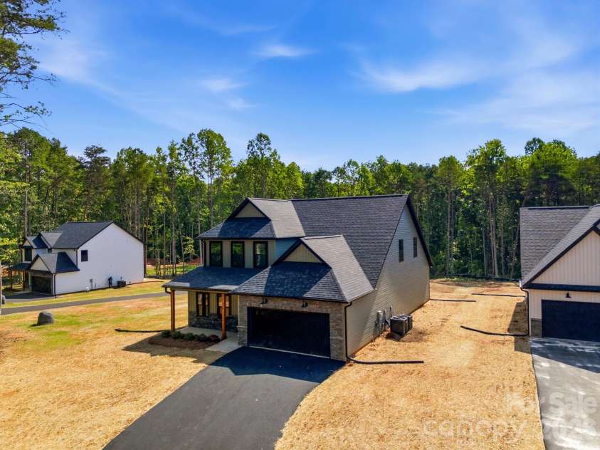 335 Lake Farm Drive, Salisbury, NC 28146.  MLS# CAR4401369, YatesRealty ID 35738. 