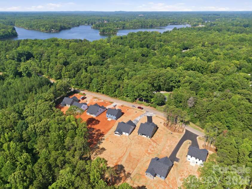 335 Lake Farm Drive, Salisbury, NC 28146.  MLS# CAR4401369, YatesRealty ID 35738. 