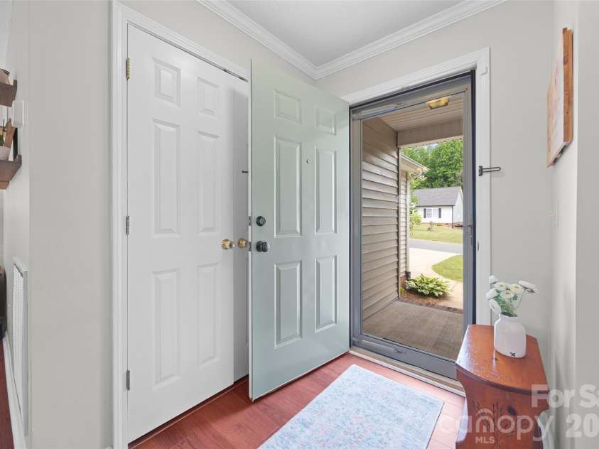 808 Chipmeadow Lane, York, SC 29745.  MLS# CAR4401341, YatesRealty ID 35739. 