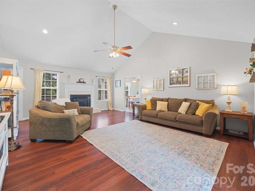 808 Chipmeadow Lane, York, SC 29745.  MLS# CAR4401341, YatesRealty ID 35739. 