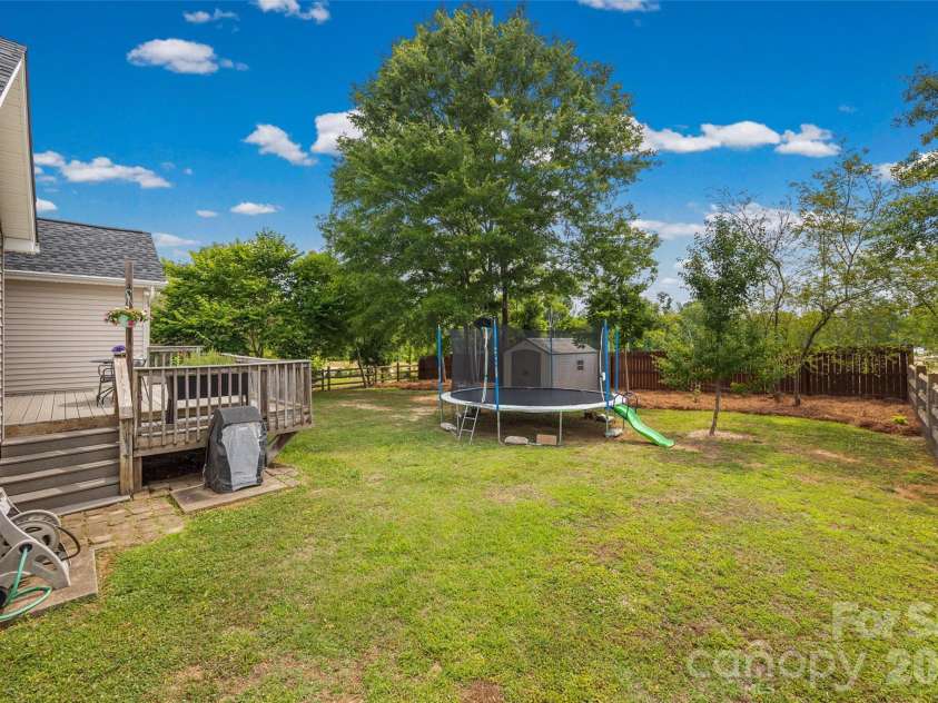 808 Chipmeadow Lane, York, SC 29745.  MLS# CAR4401341, YatesRealty ID 35739. 