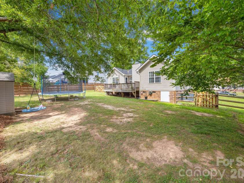 808 Chipmeadow Lane, York, SC 29745.  MLS# CAR4401341, YatesRealty ID 35739. 