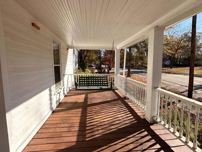 215 Matson Street, Kershaw, SC 29067.  MLS# CAR4353616, YatesRealty ID 3574. 