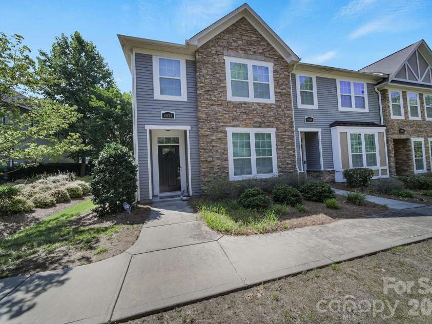 6658 Berewick Commons Parkway, Charlotte, NC 28278.  MLS# CAR4400971, YatesRealty ID 35740. 