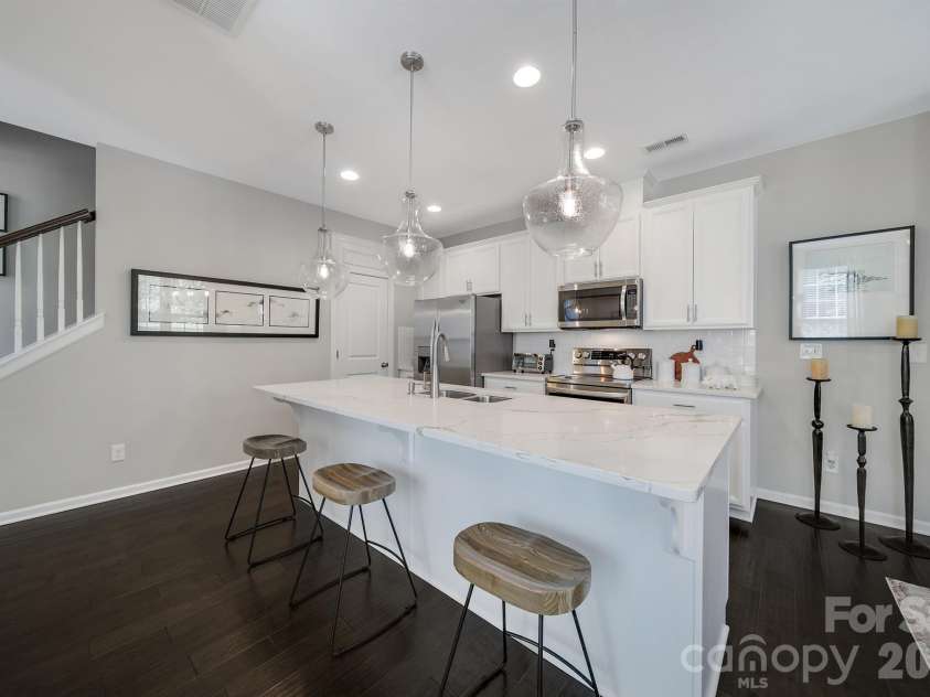 6658 Berewick Commons Parkway, Charlotte, NC 28278.  MLS# CAR4400971, YatesRealty ID 35740. 