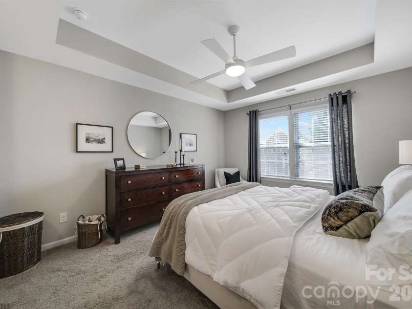 6658 Berewick Commons Parkway, Charlotte, NC 28278.  MLS# CAR4400971, YatesRealty ID 35740. 