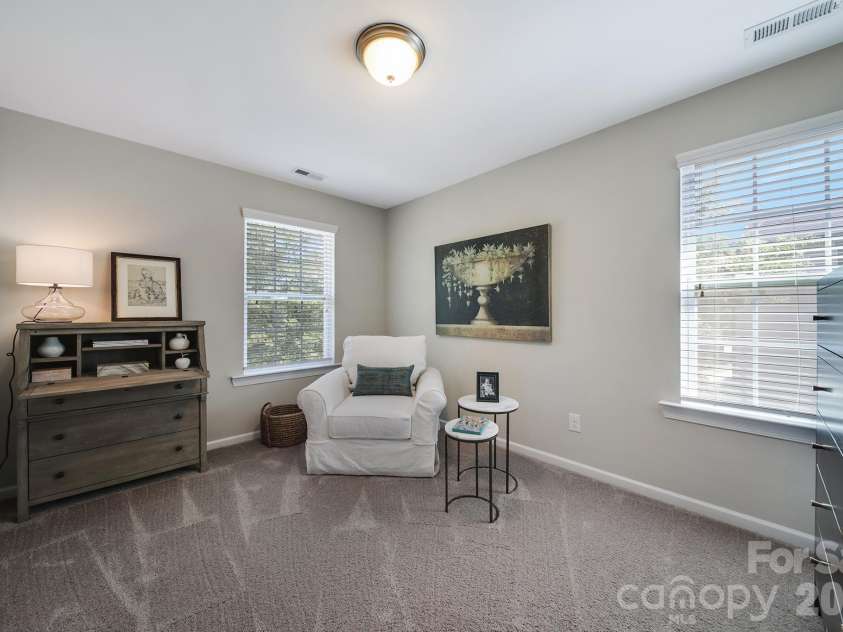 6658 Berewick Commons Parkway, Charlotte, NC 28278.  MLS# CAR4400971, YatesRealty ID 35740. 