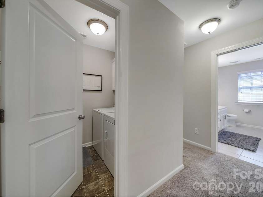 6658 Berewick Commons Parkway, Charlotte, NC 28278.  MLS# CAR4400971, YatesRealty ID 35740. 