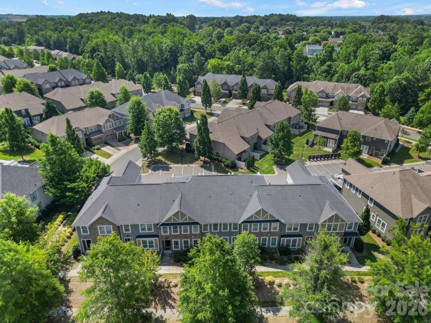 6658 Berewick Commons Parkway, Charlotte, NC 28278.  MLS# CAR4400971, YatesRealty ID 35740. 