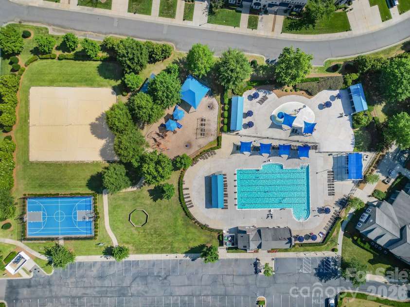 6658 Berewick Commons Parkway, Charlotte, NC 28278.  MLS# CAR4400971, YatesRealty ID 35740. 