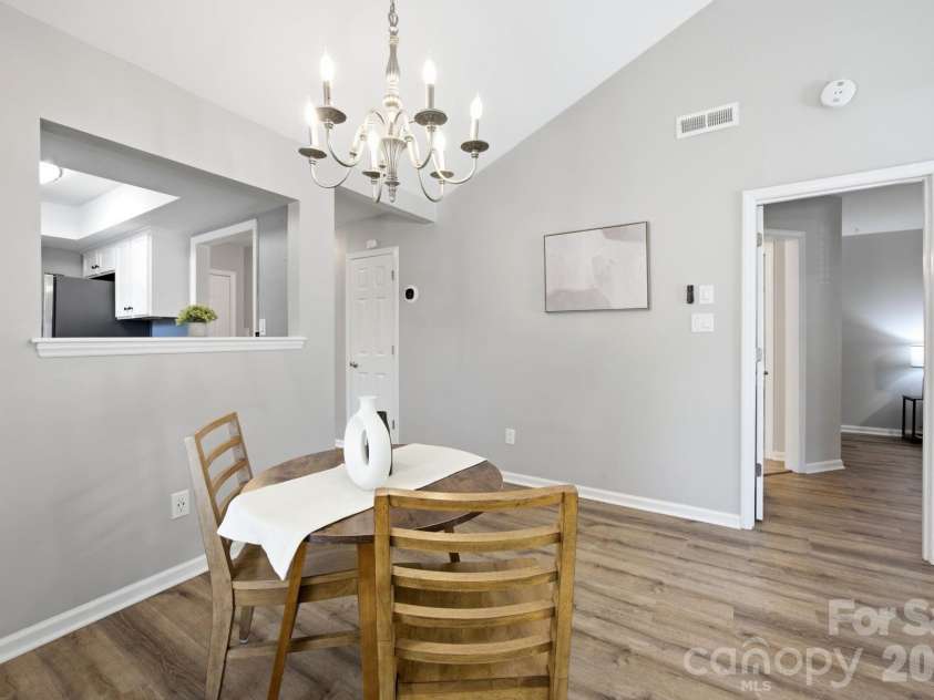 9126 Vicksburg Park Court, Charlotte, NC 28210.  MLS# CAR4400721, YatesRealty ID 35742. 